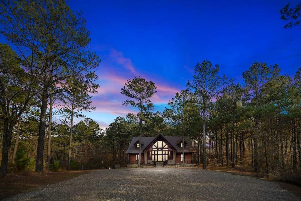 Iron Horse Lodge Sleeps 18, Games, Fire Pit, Hot Tub, Ev, More 브로큰보우 외부 사진