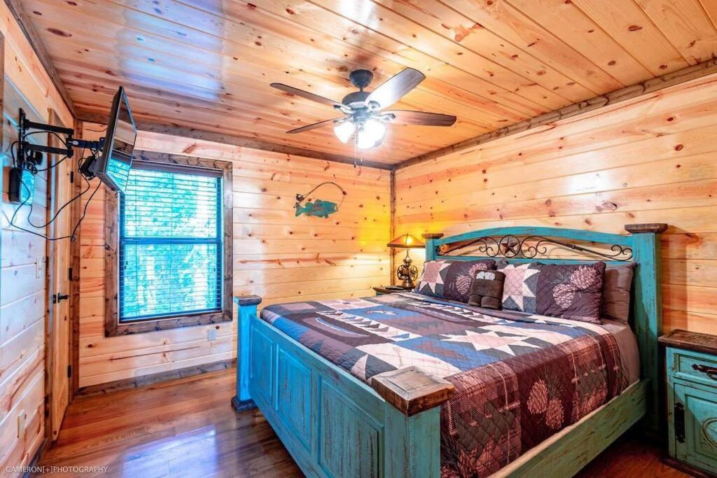 Iron Horse Lodge Sleeps 18, Games, Fire Pit, Hot Tub, Ev, More 브로큰보우 외부 사진