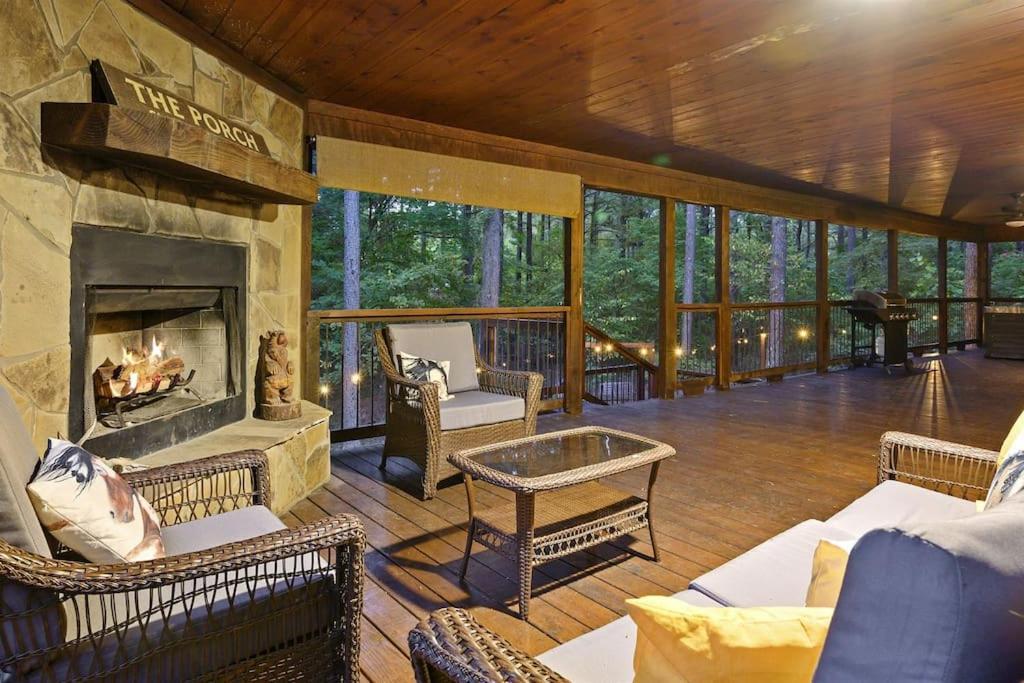 Iron Horse Lodge Sleeps 18, Games, Fire Pit, Hot Tub, Ev, More 브로큰보우 외부 사진